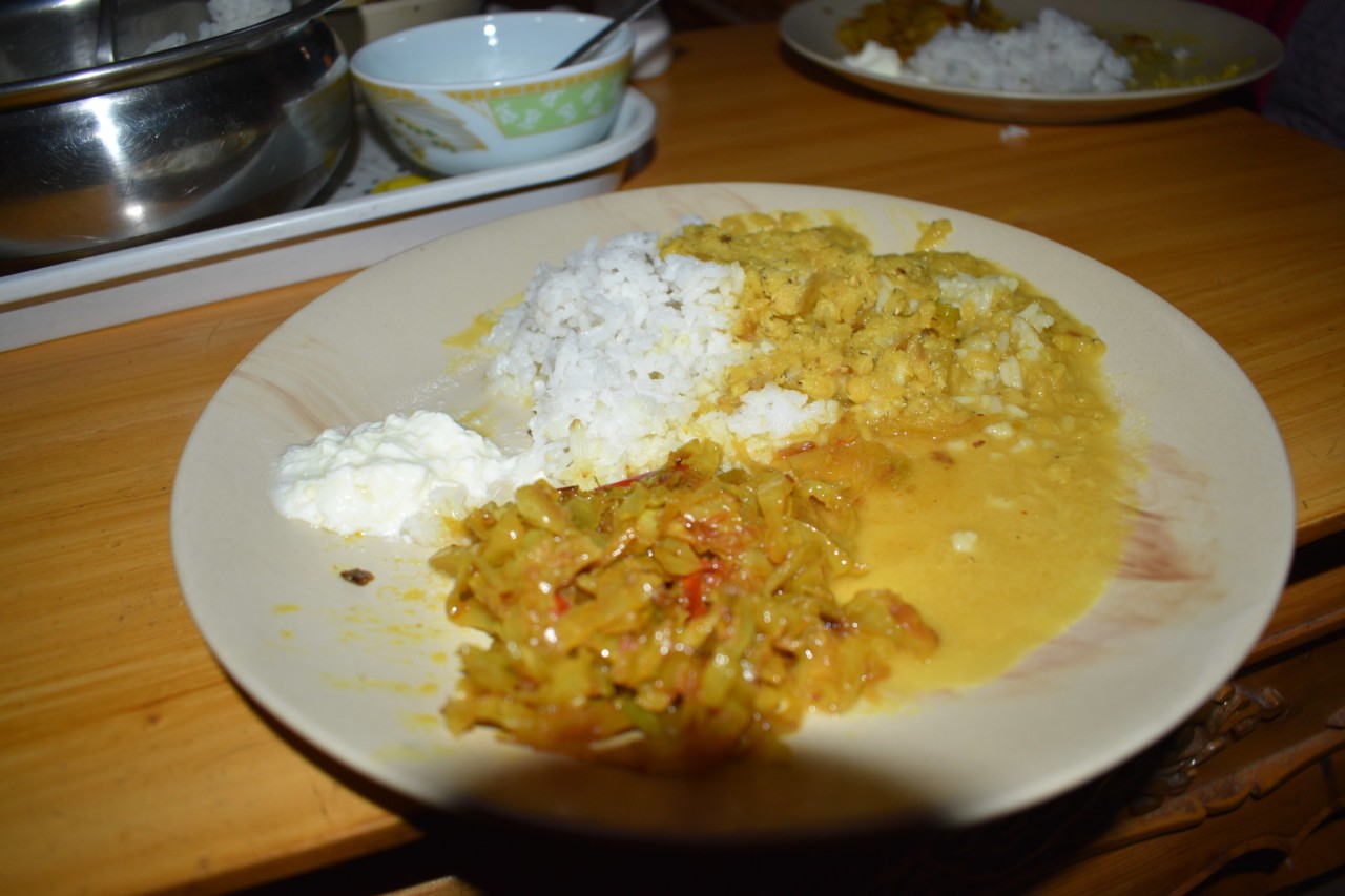 Dal mit Reis und Gemüse